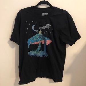 Curbside Clothing Black Groovy T shirt 🍄